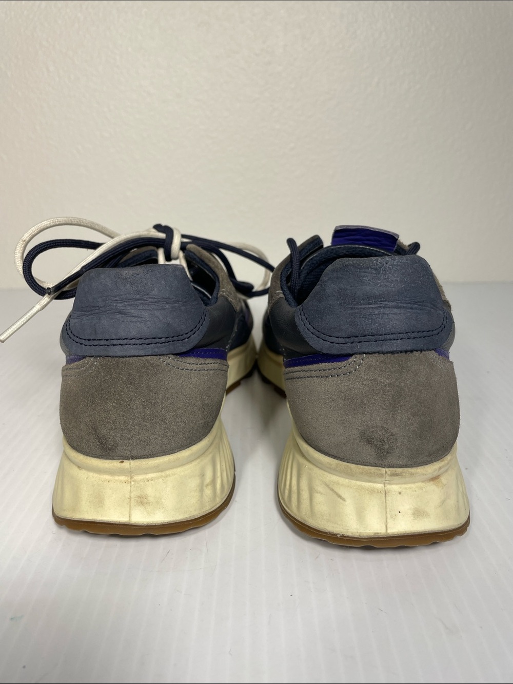 ECCO Womens St.1 Urban Sneaker Size 7.5 Leather Suede Running Lace Up - Picture 9 of 13